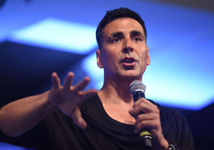 INDIA-SPORTS-BOLLYWOOD Akshay Kumar
