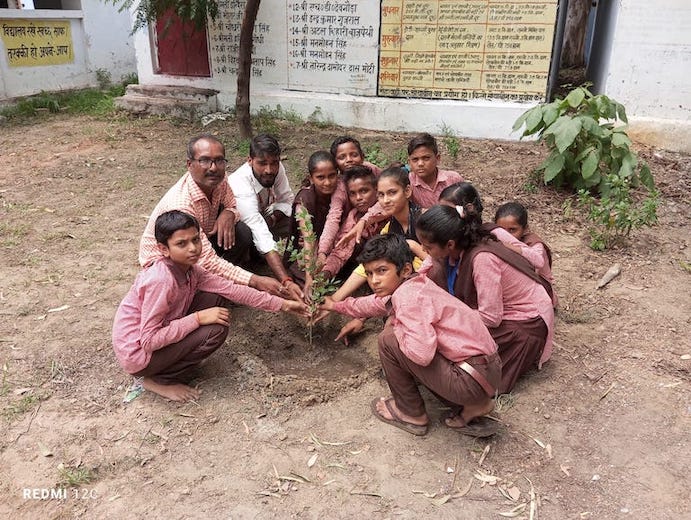 Educate Girls’ Team Balika leads the way towards a Sustainable World with its “Ek pedh Balika Shiksha ke liye” Initiative