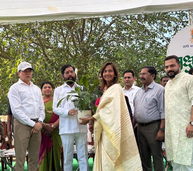 CSR News: Thane Municipal Corporation and Thane Tree Authority collaborate with Oberoi Realty to launch City Beautification Drive at Vrukshavalli 2025 CSR News: Thane Municipal Corporation and Thane Tree Authority collaborate with Oberoi Realty to launch City Beautification Drive at Vrukshavalli 2025
