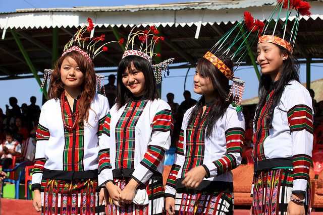 Select Vibrant and Popular Harvest Festivals of Mizoram Vibrant and Popular Harvest Festivals of Mizoram